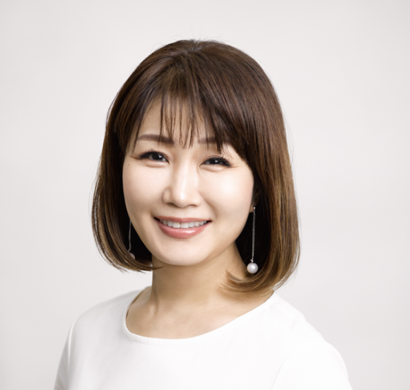 小林 恵美様